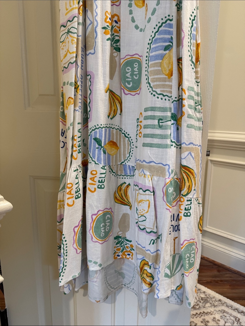 Beautiful printed summer dress with Italian script and beautiful designs - Picture 3 of 6